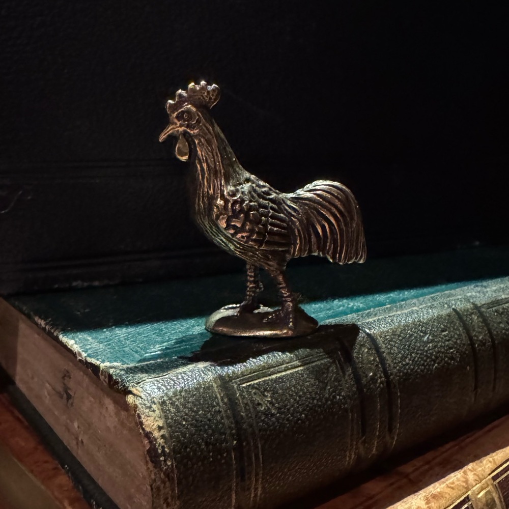 Solid Brass Standing Rooster Vintage-style Sculpture Desk Decor - Picture 4 of 12